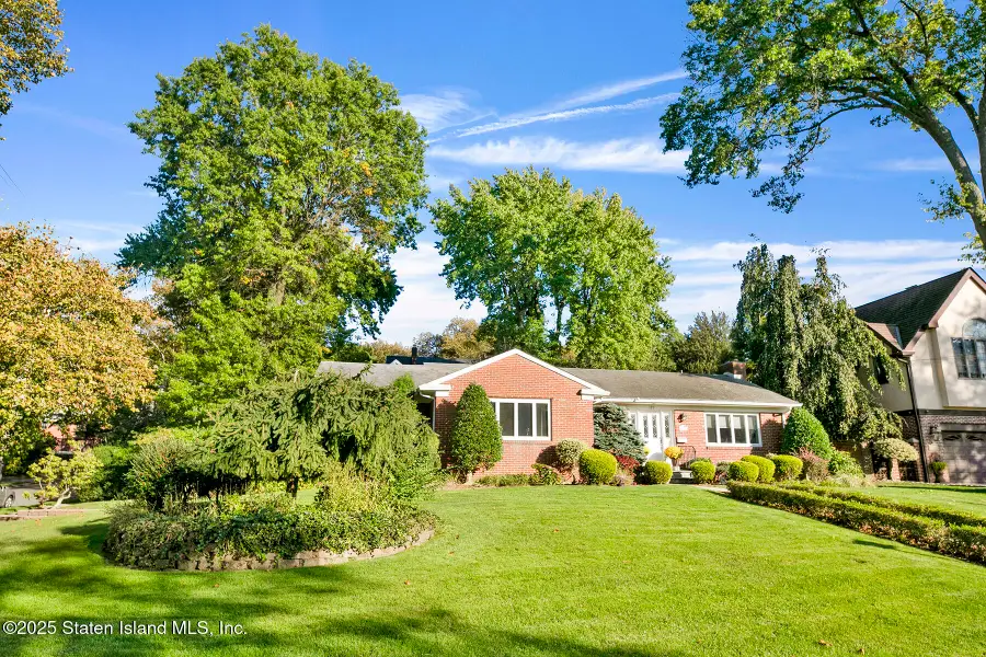 125 Bertha Place, Staten Island, NY 10301 - Image #2