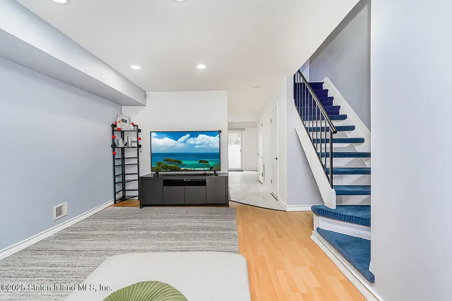 48 Adrianne Lane, Staten Island, NY 10303 - Image #2