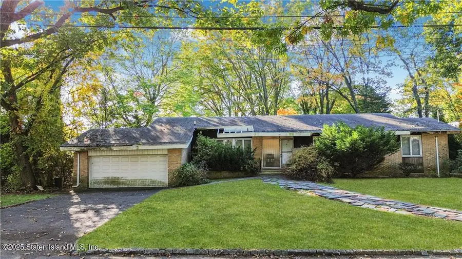 18 Emmerson Avenue, Staten Island, NY 10301 - Image #3