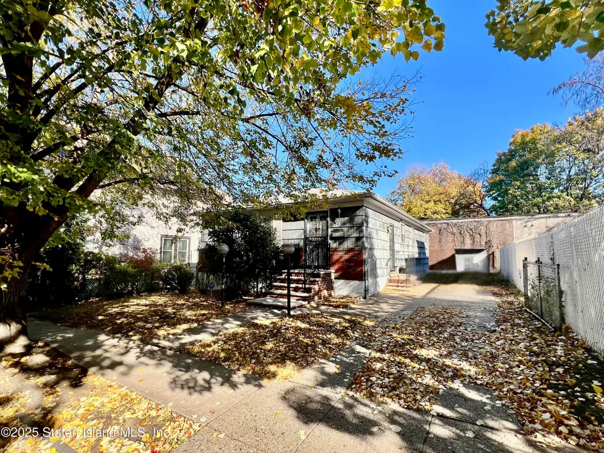 43 Andros Avenue, Staten Island, NY 10303 - Image #1