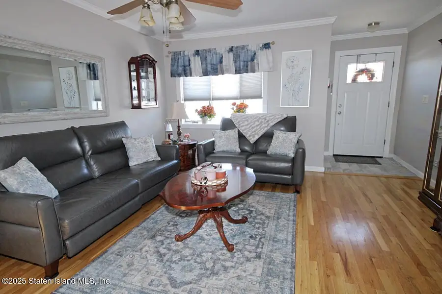 449 Pompey Avenue, Staten Island, NY 10312 - Image #3