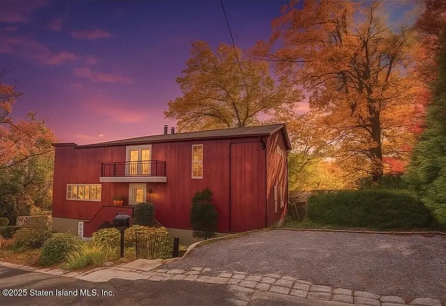 20 Signal Hill Road, Staten Island, NY 10301 - Image #3