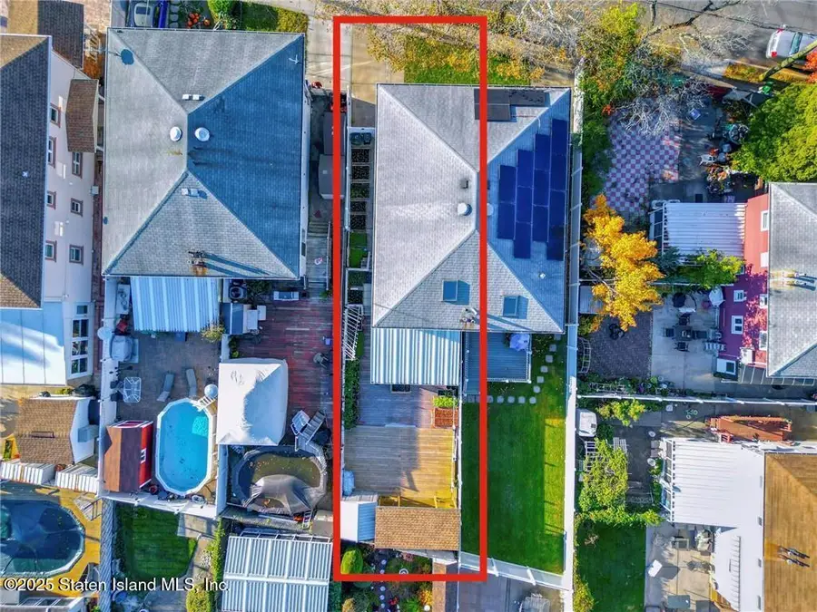 72 Zoe Street, Staten Island, NY 10305 - Image #2