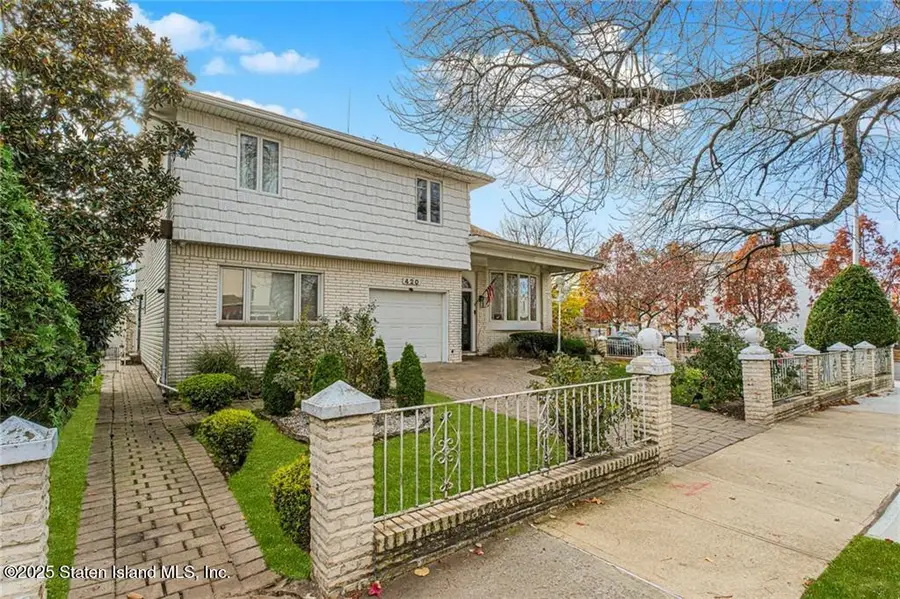 420 Stobe Avenue, Staten Island, NY 10306 - Image #3