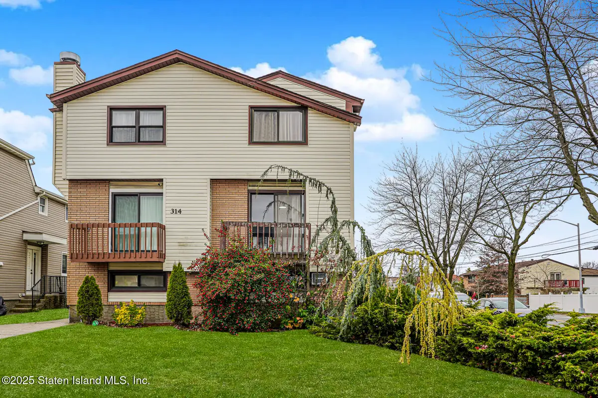 318 Travis Avenue, Staten Island, NY 10314 - Image #1