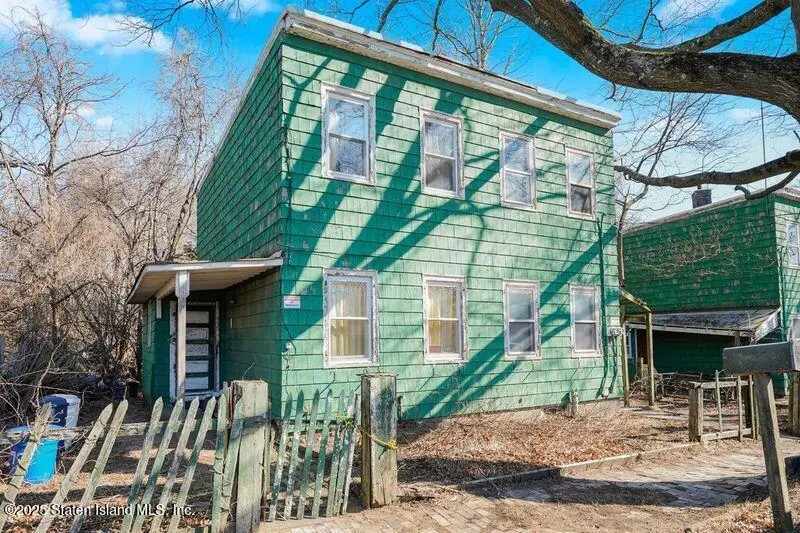 83 Kreischer Street, Staten Island, NY 10309 - Image #3