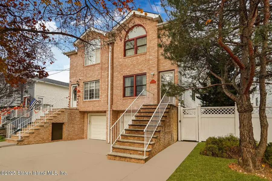 111 Elmbank Street, Staten Island, NY 10312 - Image #2