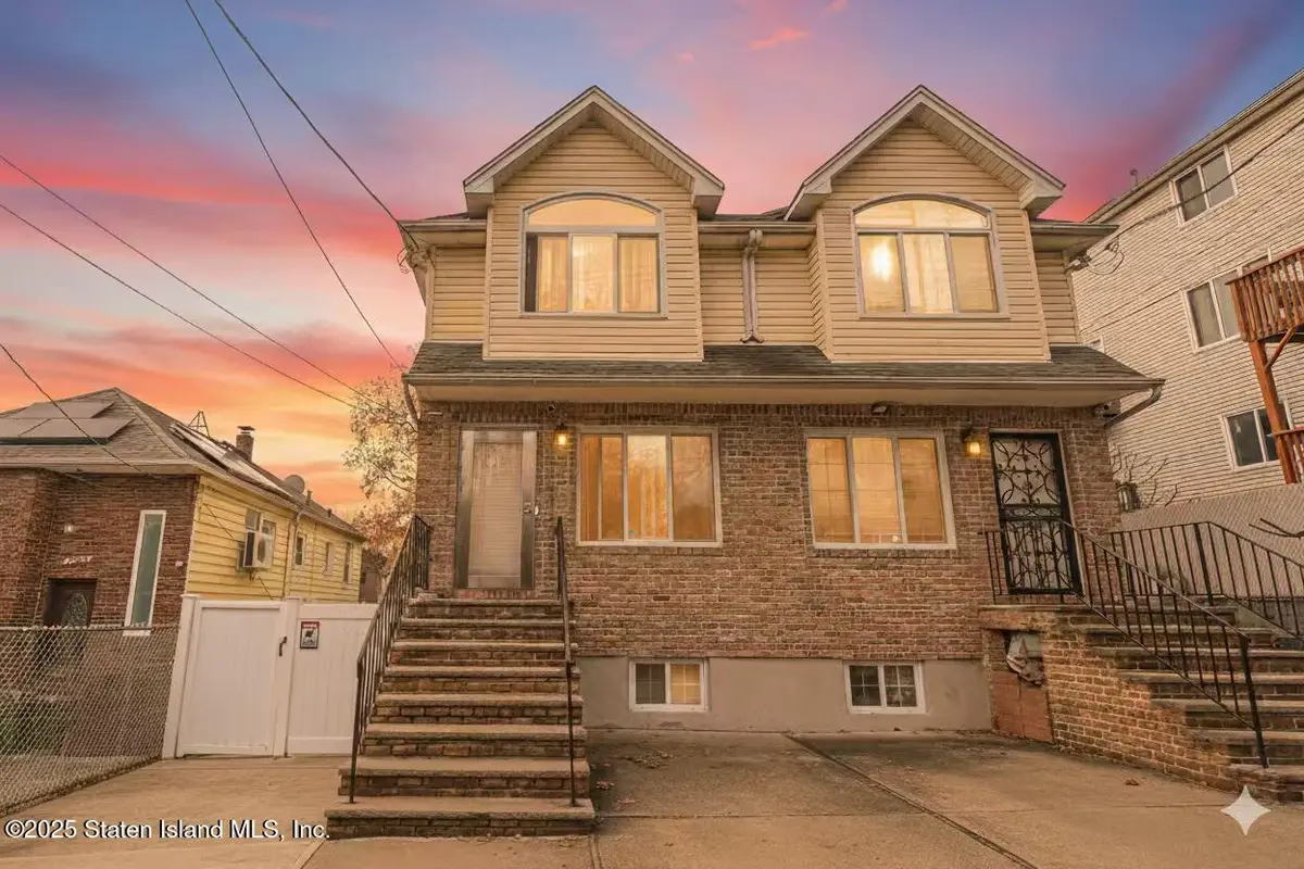 10 Jerome Avenue, Staten Island, NY 10305 - Image #1