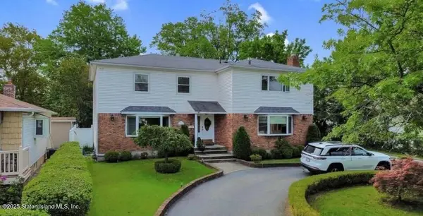 160 Rathbun Avenue, Staten Island, NY 10312