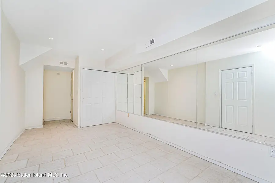 175 Winding Woods Loop #69, Staten Island, NY 10307 - Image #3