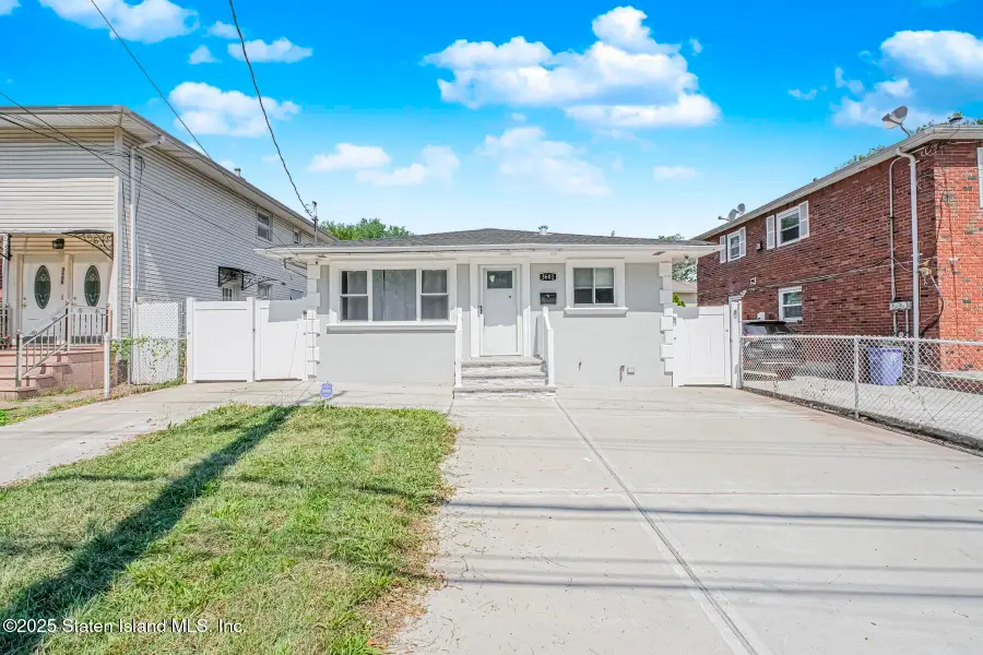 3601 Hylan Boulevard, Staten Island, NY 10308 - #2