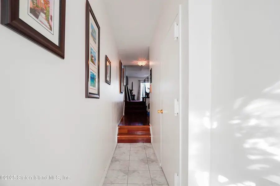 102 Lorraine Loop, Staten Island, NY 10309 - #2