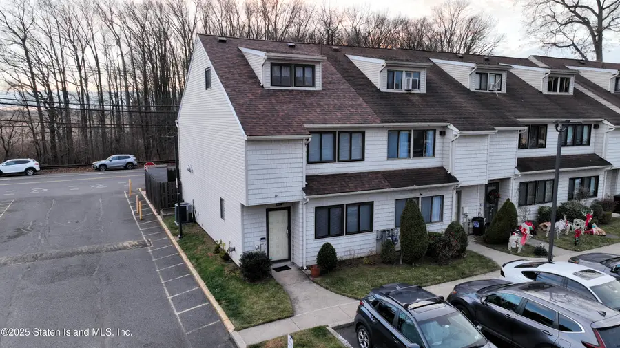 291 Signs Road #F, Staten Island, NY 10314 - Image #2