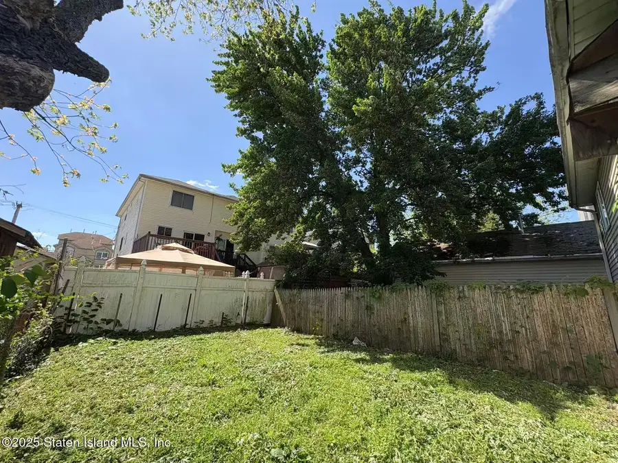 184 Freeborn Street, Staten Island, NY 10306 - #3