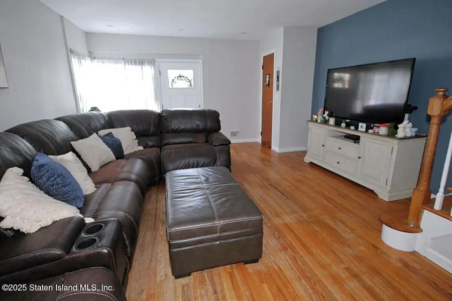 224 Mill Road, Staten Island, NY 10306 - Image #2