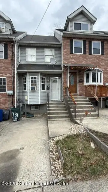 331 Glen Avenue, Staten Island, NY 10301