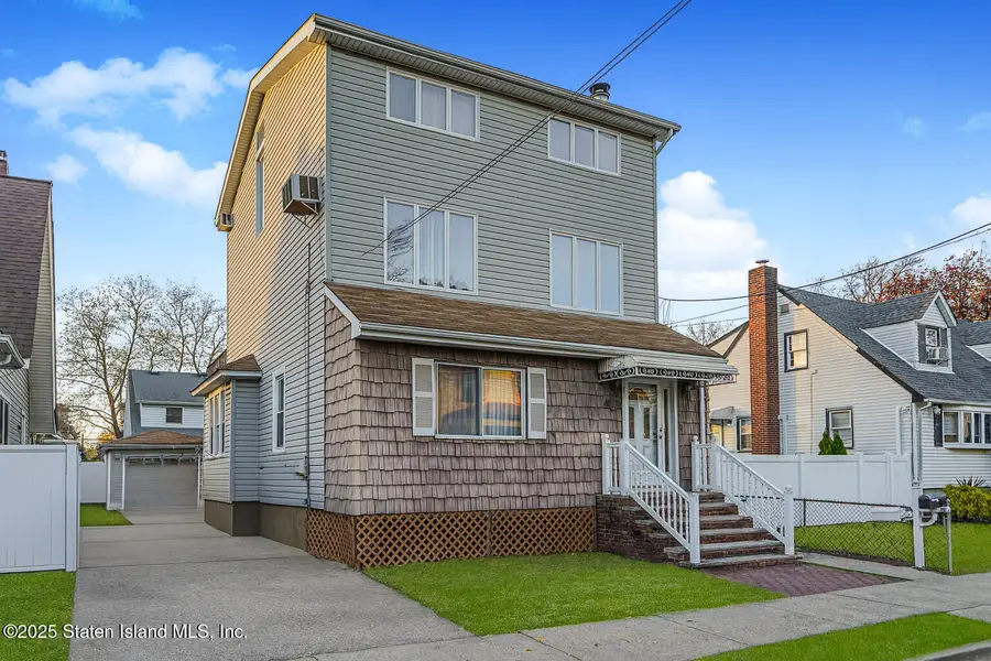 212 Demorest Avenue, Staten Island, NY 10314 - Image #3