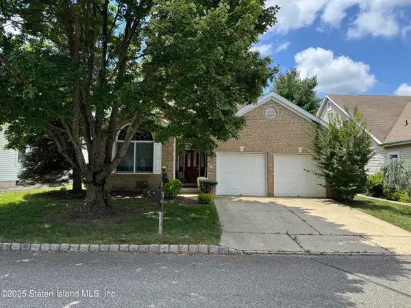 77 Harwood Road, Monroe, NJ 08831