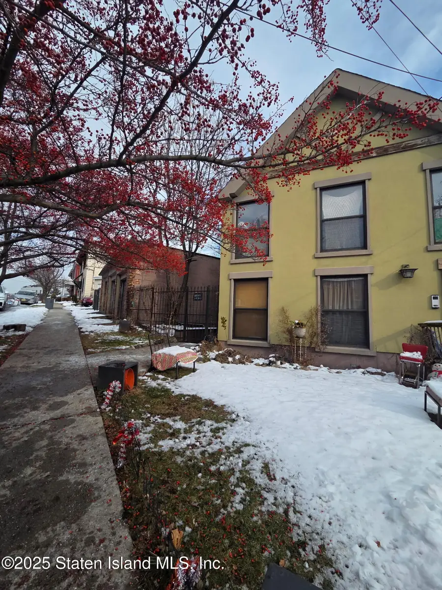 65 St. Pauls Avenue, Staten Island, NY 10301 - #2