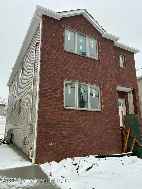 465 Stewart Avenue, Staten Island, NY 10314