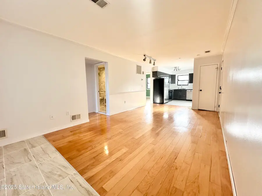 33 Bradley Court #A, Staten Island, NY 10314 - Image #2