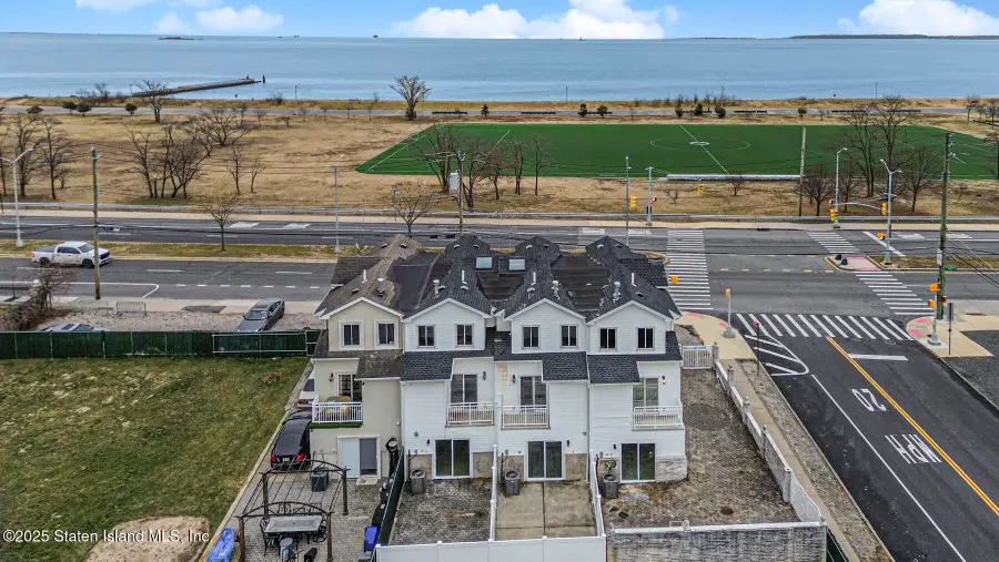 795 Father Capodanno Boulevard, Staten Island, NY 10305 - Image #3
