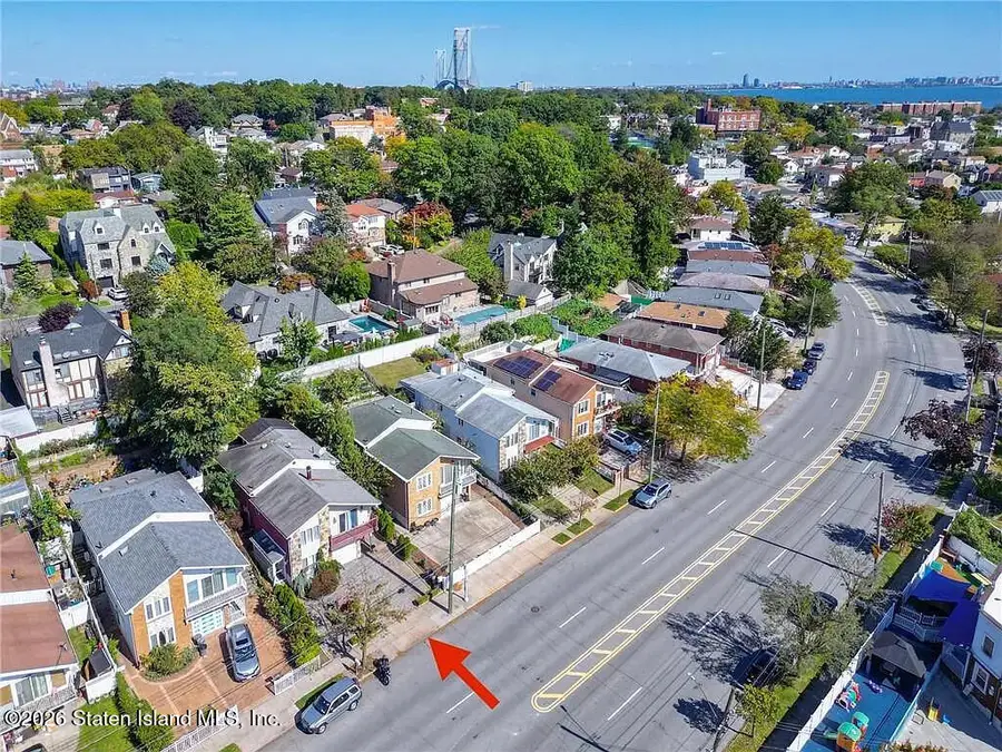 987 Hylan Blvd, Staten Island, NY 10305 - #2