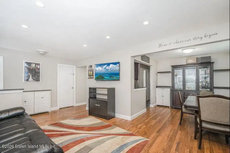 11 N Rhett Avenue, Staten Island, NY 10308 - Image #3