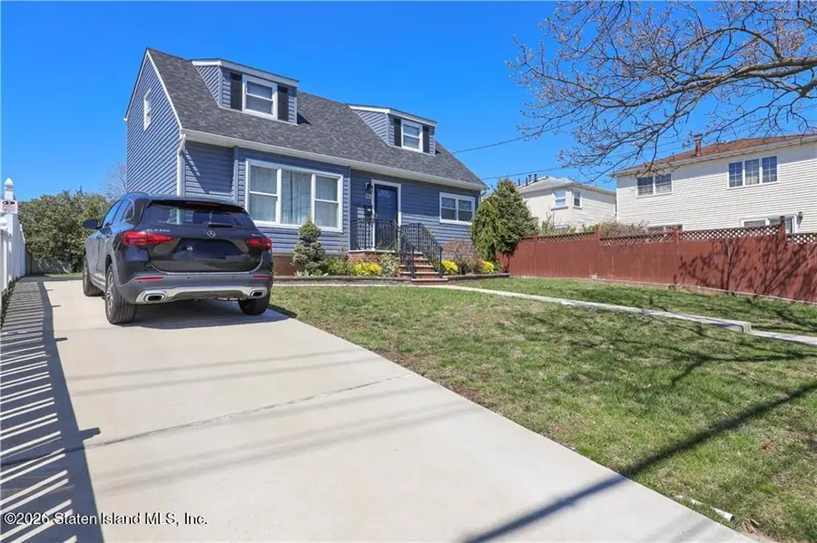 4325 Hylan Boulevard, Staten Island, NY 10312 - Image #2
