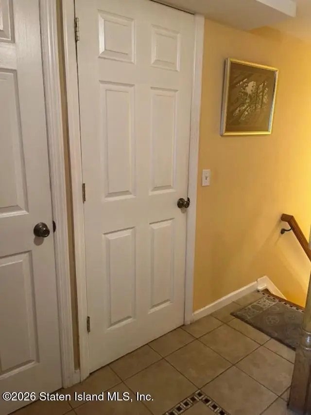 142 Alex Circle, Staten Island, NY 10305 - Image #3