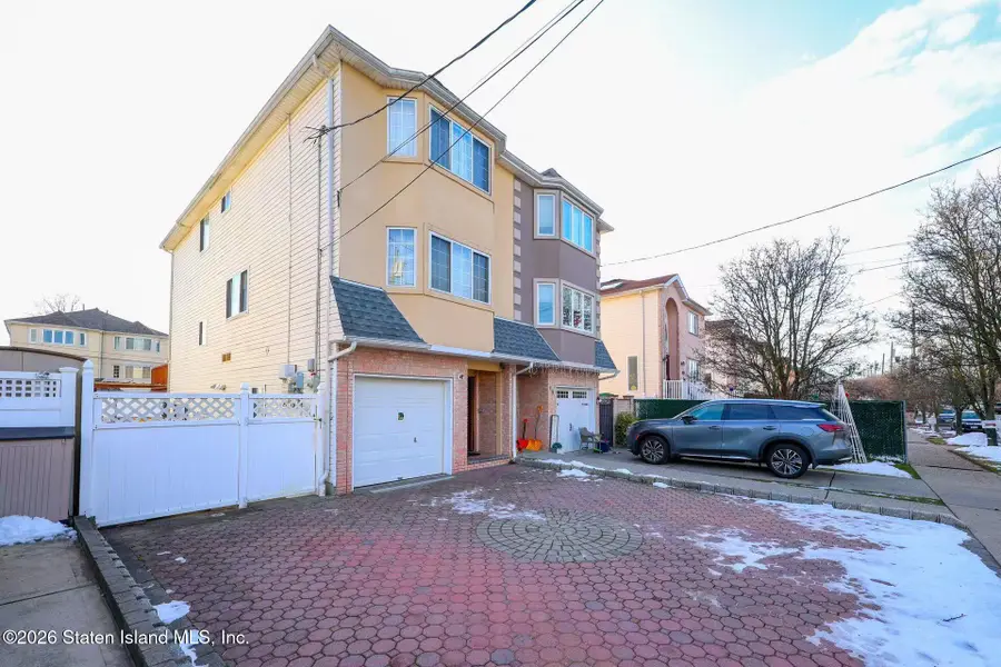 47 Churchill Avenue, Staten Island, NY 10309 - Image #2