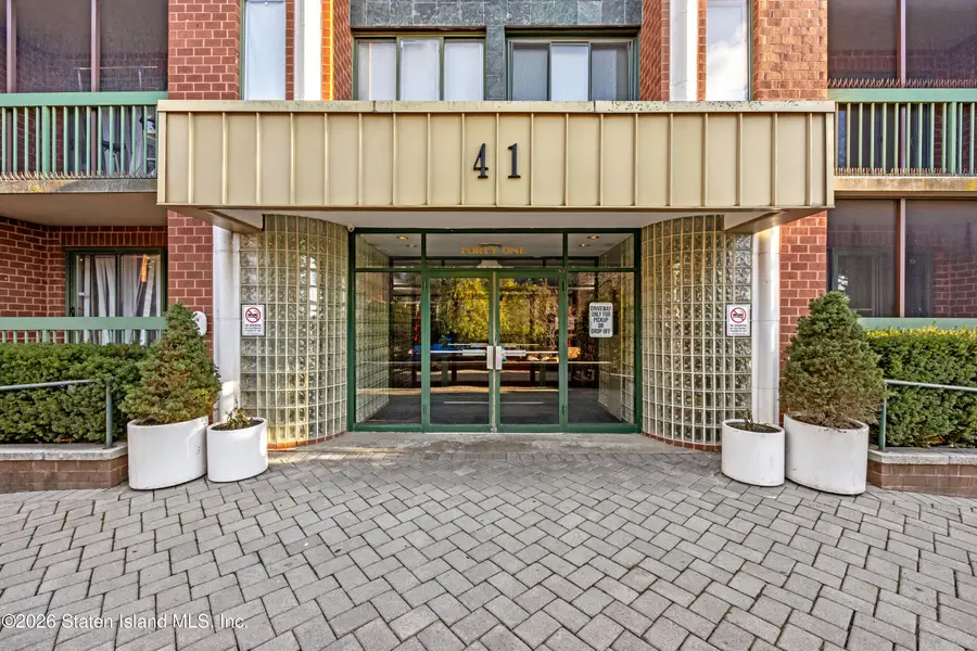 41 Wellington Court #2f, Staten Island, NY 10313 - Image #2