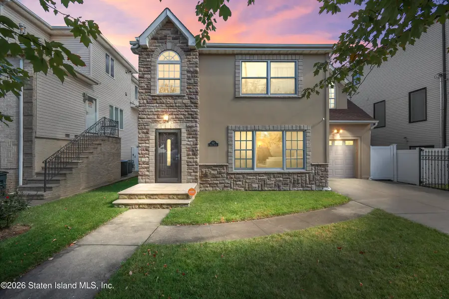 667 Yetman Avenue, Staten Island, NY 10307 - Image #2