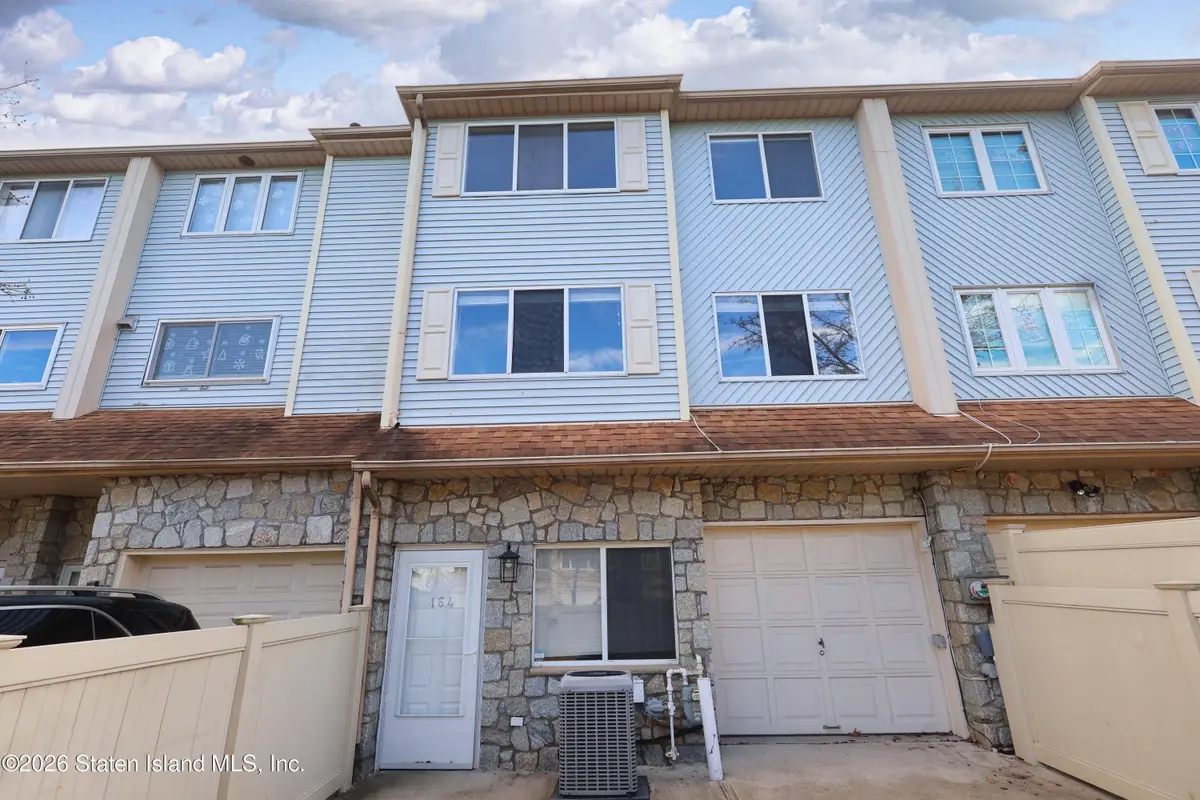 164 Wirt Avenue, Staten Island, NY 10309 - Image #1