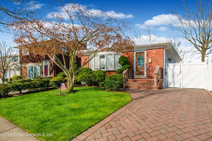 151 Amber Street, Staten Island, NY 10306 - Image #2