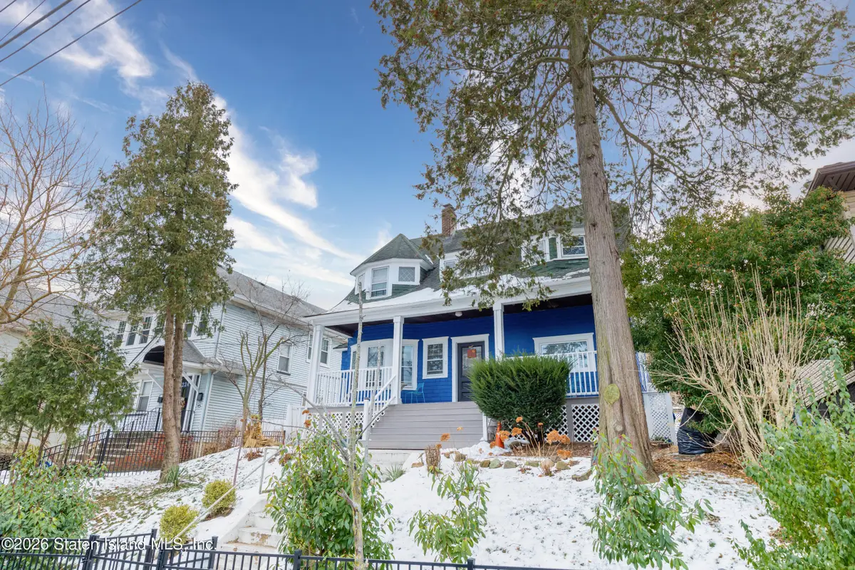 226 Castleton Avenue, Staten Island, NY 10301 - Image #1