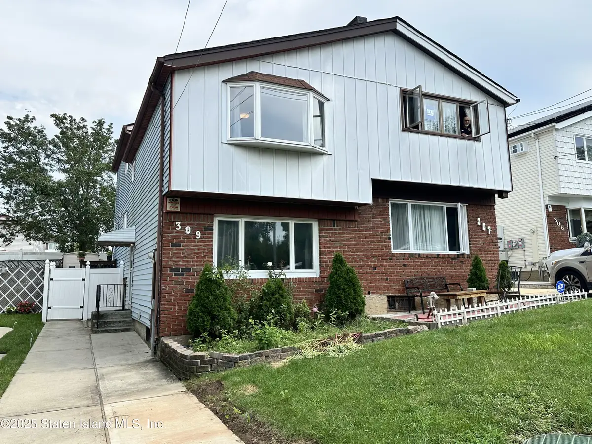 309 Abingdon Avenue, Staten Island, NY 10308 - Image #1