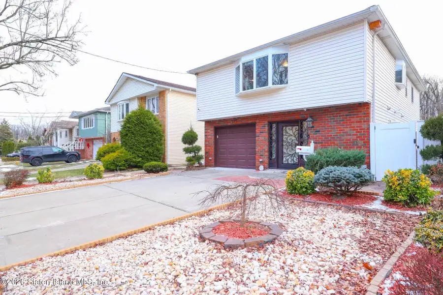 234 Barclay Avenue, Staten Island, NY 10312 - Image #2