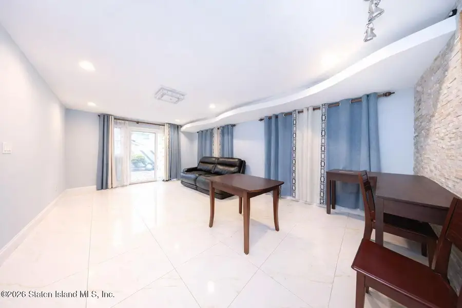 234 Barclay Avenue, Staten Island, NY 10312 - Image #3