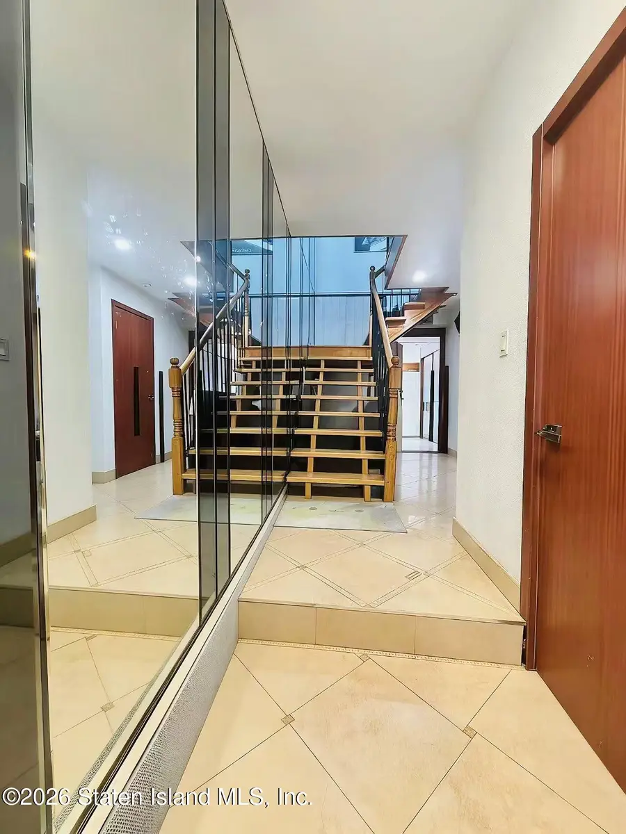 176 Slater Boulevard, Staten Island, NY 10305 - Image #2