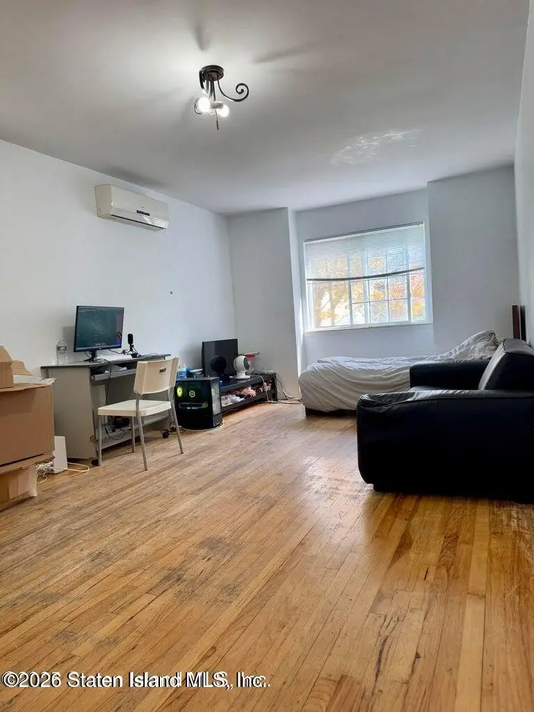 473 Clifton Avenue, Staten Island, NY 10305 - Image #3