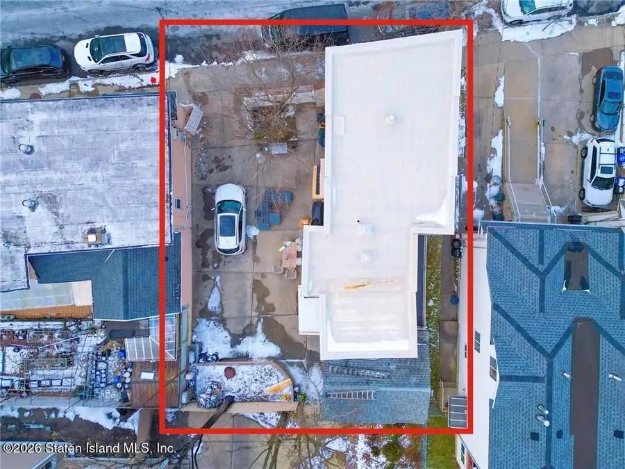 98 Robin Road, Staten Island, NY 10305 - Image #3