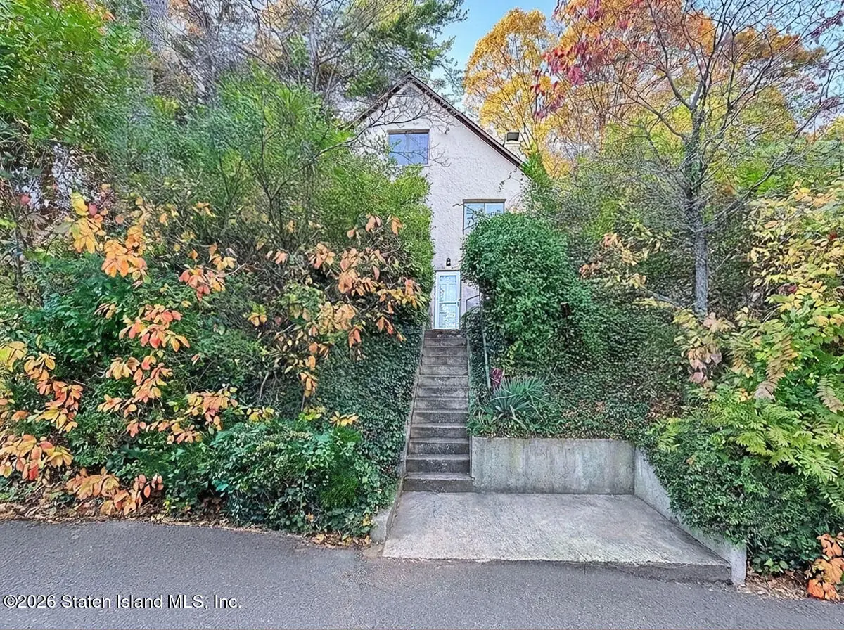 44 Woodside Avenue, Staten Island, NY 10304 - Image #1