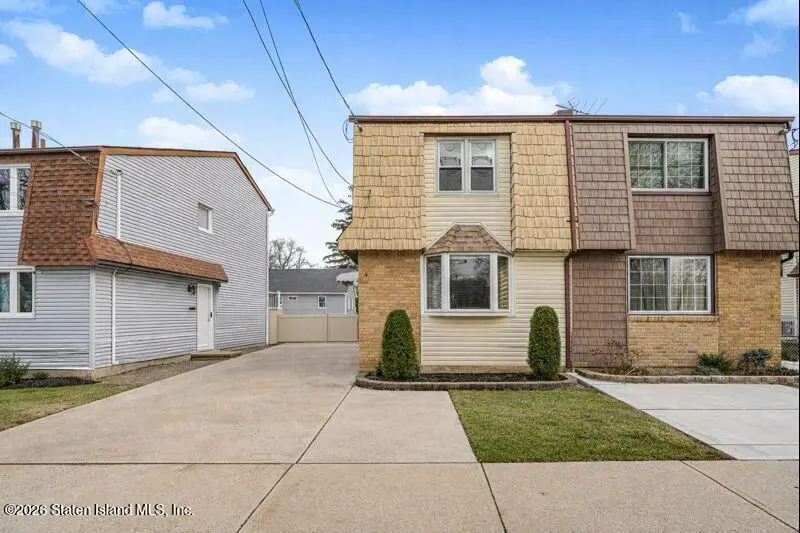 162 New Dorp Plaza, Staten Island, NY 10306 - Image #1