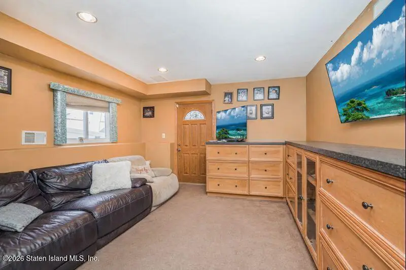 162 New Dorp Plaza, Staten Island, NY 10306 - Image #2