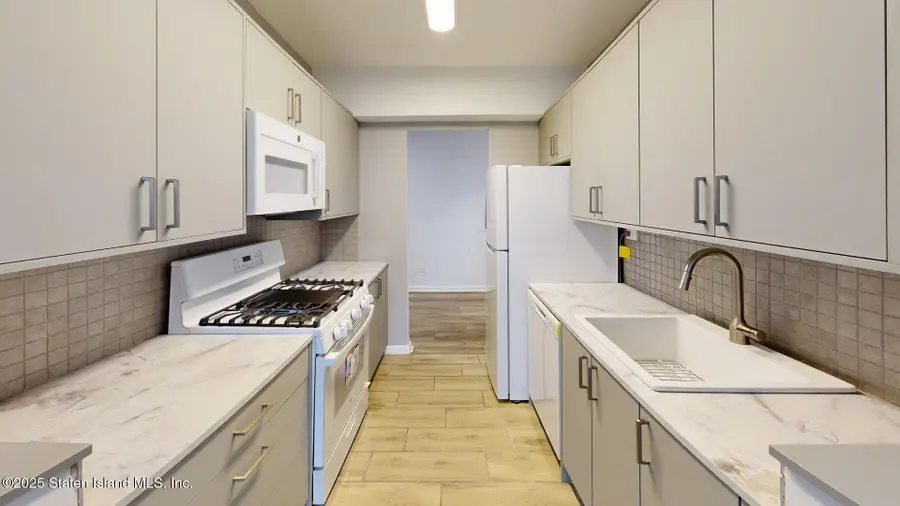 55 Austin Place #2y, Staten Island, NY 10304 - Image #3