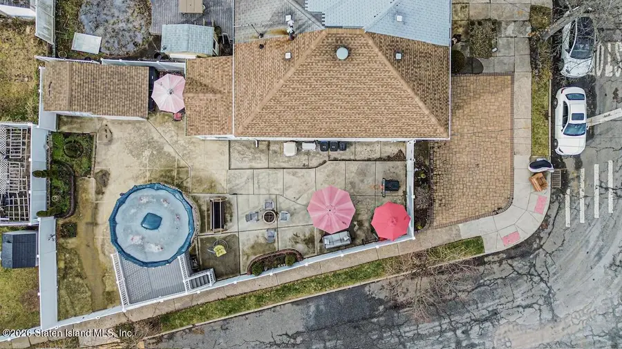 374 Fairbanks Avenue, Staten Island, NY 10306 - Image #2