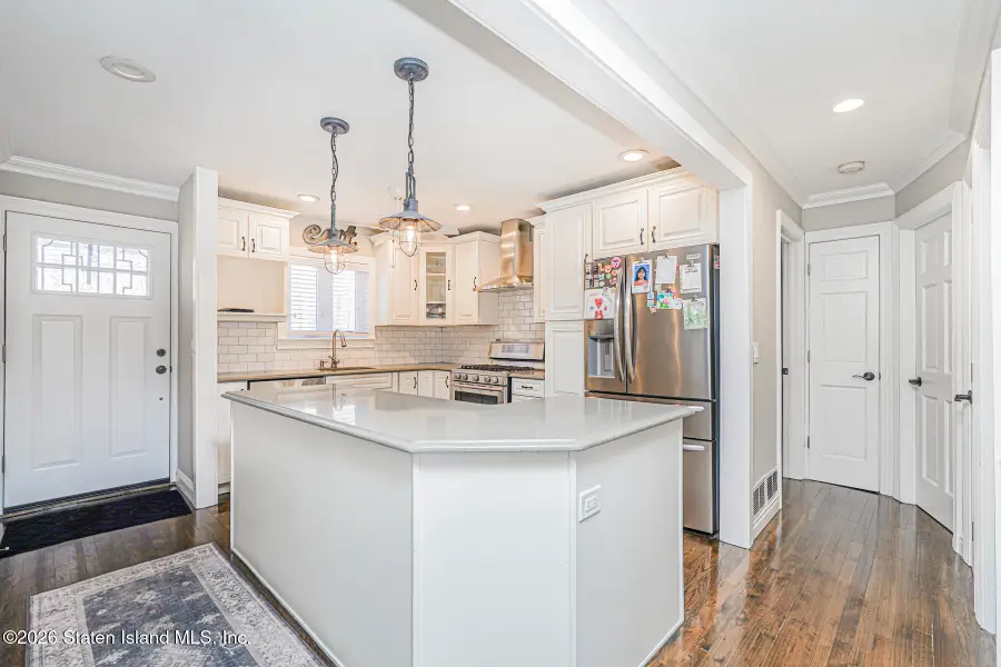 57 Joel Place, Staten Island, NY 10306 - Image #2