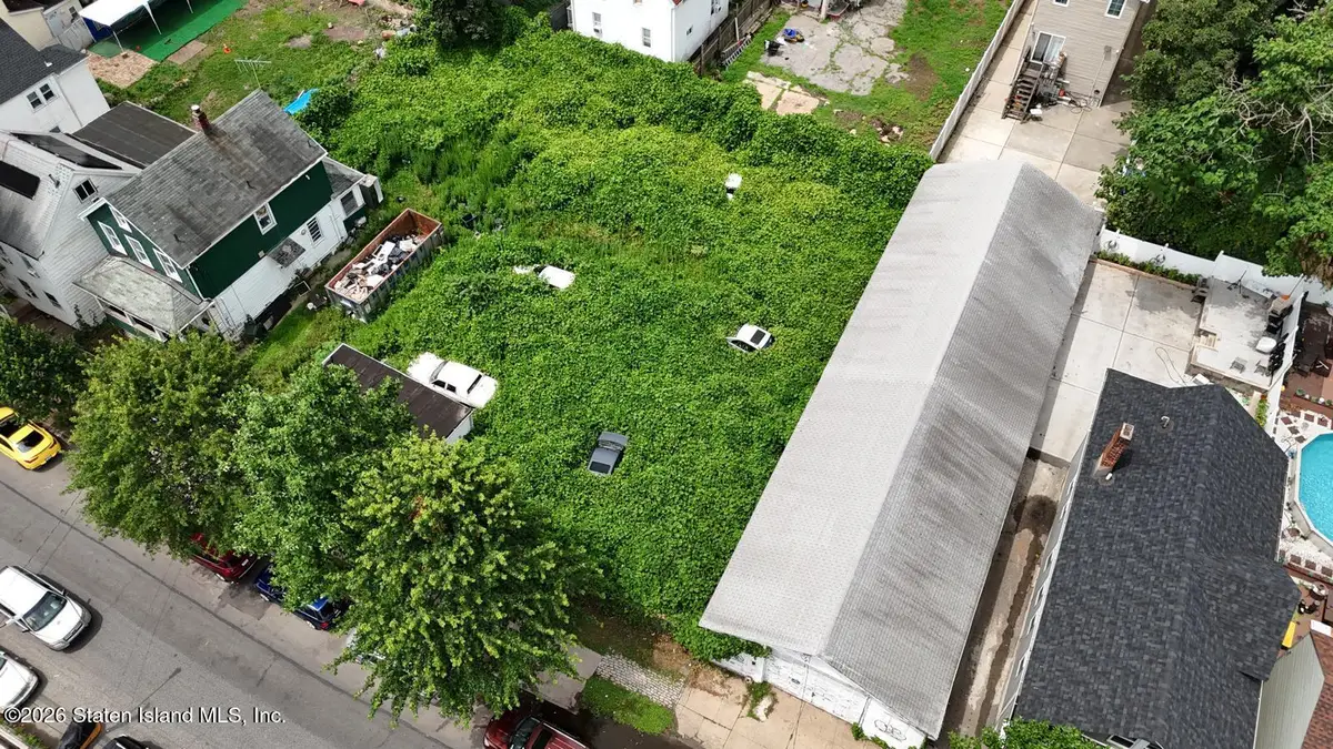 236 Gordon Street, Staten Island, NY 10304 - Image #1