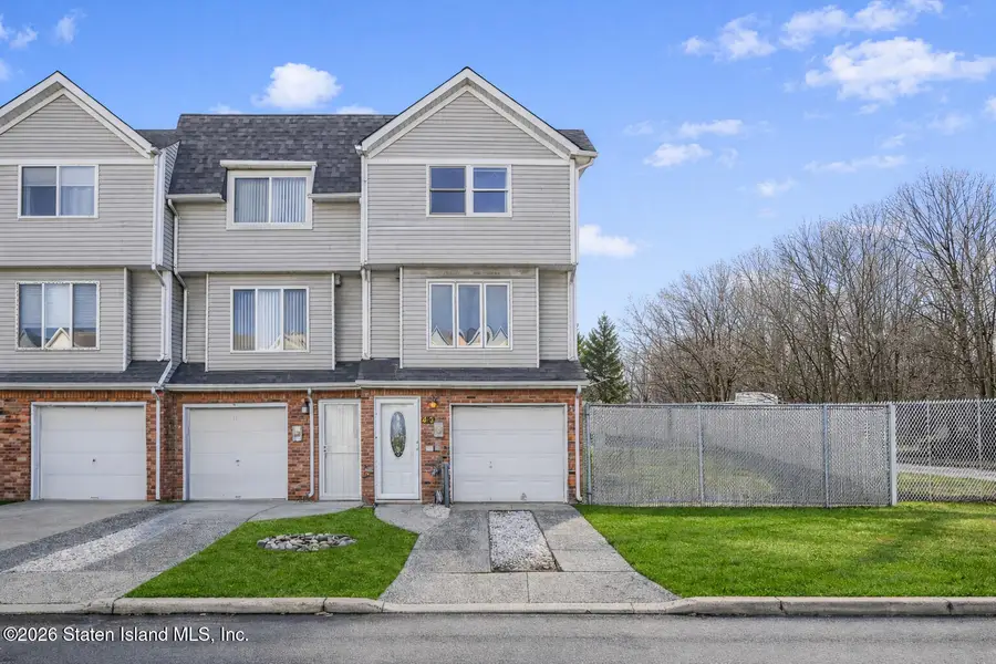 43 Westport Lane, Staten Island, NY 10314 - Image #2